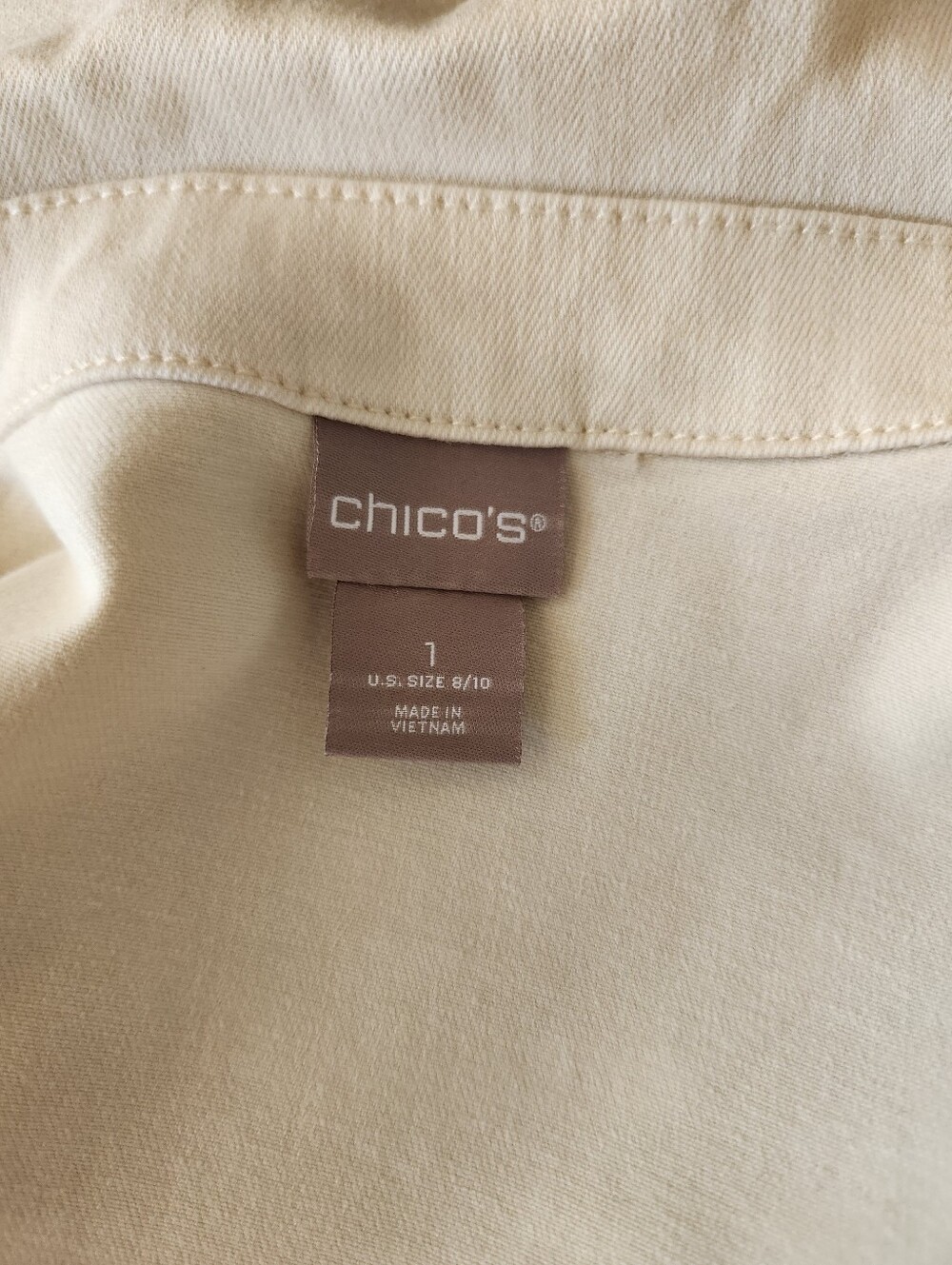 Chico's Lightweight Cream Shacket with Frayed Hem Sz 1 - Picture 8 of 10